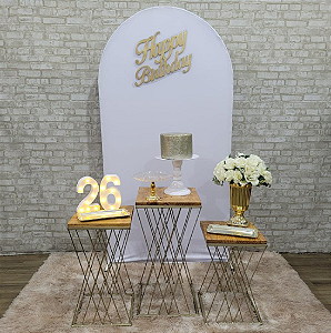 Alugue Tema Para Festa Decoração Happy Branco com Dourado Tecido ( Modelo 2 )