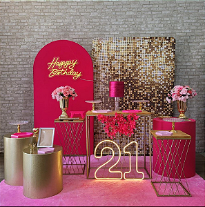 Alugue Tema Para Festa Decoração Rosa Tecido ( Modelo 5 )