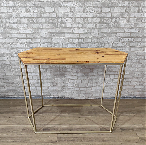 Alugue Mesa de Ferro Sextavada Central Dourado