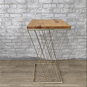 Alugue Mesa de Ferro Teiada Dourado P