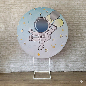 Alugue Estrutura Painel Redondo e a Capa do Tema Astronauta Tecido