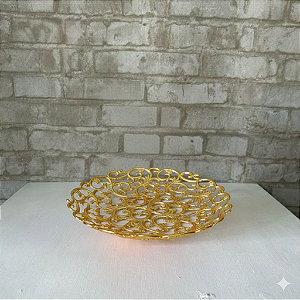 Alugue Bandeja Arabesco Dourado G