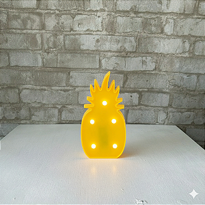 Alugue Abacaxi de LED Amarelo Lúminaria (Pilhas não inclusa)