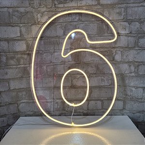 Alugue Número 6 de Chão em LED Acrílico Branco Quente