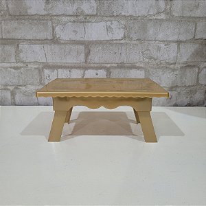 Alugue Mesinha de Doce Dourado