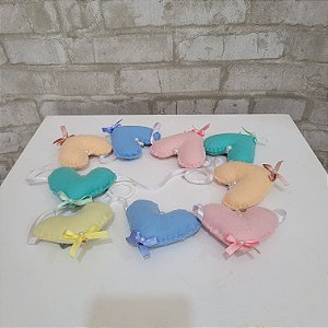 Alugue Item Decorativo Varal de Corações - Feltro