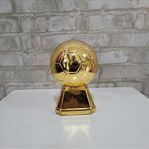 Alugue Item Decorativo - Troféu Dourado de Plástico