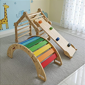 Kit Essencial Pikler: Triângulo Articulado + Rampa 2 em 1 + Gangorra