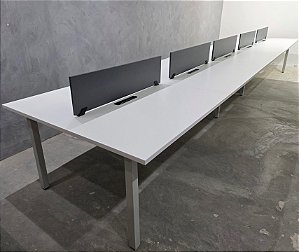 Estação de Trabalho Ilha c/ 10 Posições Opostas Caixa elétrica e Divisor Central (6,00m x 1,30m)
