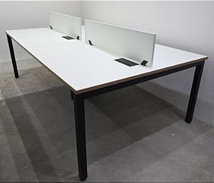 Estação de Trabalho Usada 4 Posições Staff Corporativa 2,40m x 1,36m Base Aço e PowerBox c/ Tomadas *Promoção*