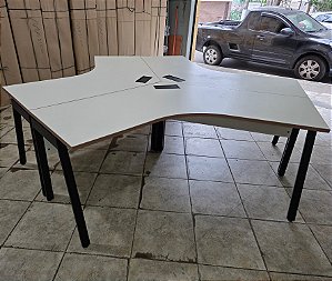 Estação de Trabalho Usada 3 Posições Mesa Delta Tampo 25mm c/ Power Box e Base em Aço