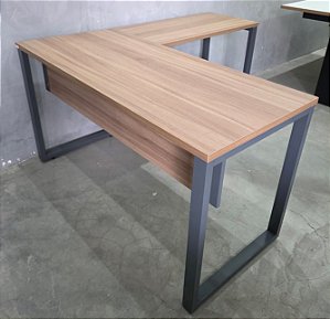 Mesa Secretária + Mesa Complemento 1,34x1,50m Pé Tubular Quadrado em Aço Tampo 25mm M134/60 P25TUB NL/GR