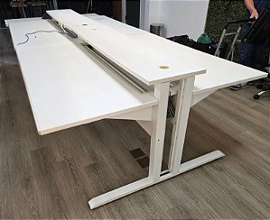 Estação de Trabalho Usada Security 4 Posições Lados Opostos 3,20m x 1,65m