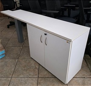 Armário Baixo Usado 2 Portas c/ Tampo Extensão Mesa Estação de Trabalho / Aparador