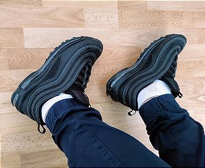 NIKE AIRMAX 97 TRIPLE BLACK UNISEX