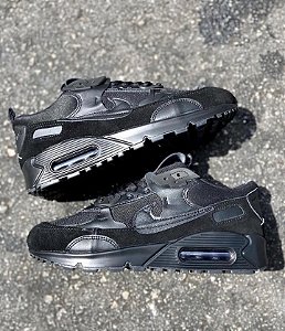 NIKE AIRMAX 90 FUTURA