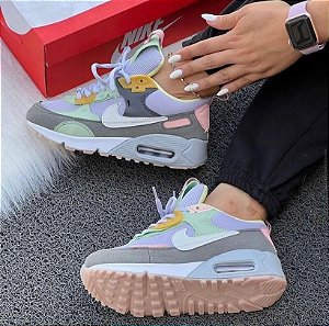 NIKE AIRMAX 90 futura
