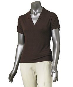 BLUSA AGNES MARROM COM DECOTE EM V