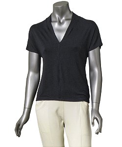 BLUSA AGNES PRETA COM DECOTE EM V
