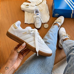 Adidas Samba OG Feminino - Branco / Ouro