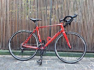 Bicicleta Giant Deffy 3 vermelha/preta- Tam. 54 - Usada