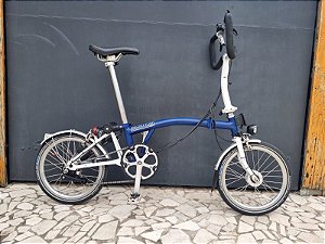 Bicicleta Brompton P6R azul e branco - Usada