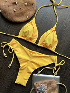 Conjunto biquini cortininha com detahe em tassel ou pingente metal