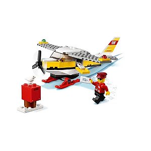 LEGO City Avião Correio 74 Peças - LEGO Ref.60250