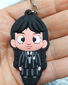 Chaveiro Emborrachado Família Addams Wandinha