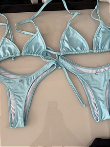 Biquíni Modelo Asa Delta
