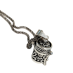 Pingente prata 925 mini perfumeiro cilidrico