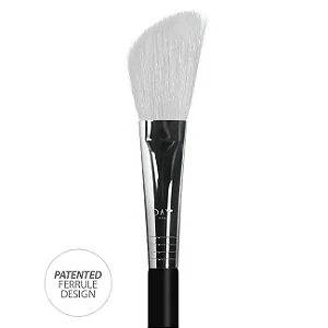 F94 Pincel Angulado para Blush e Contorno - Daymakeup