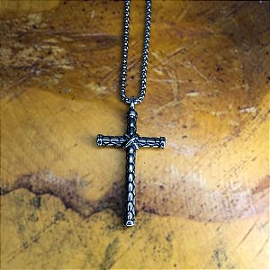 Pingente Crucifixo em Alto Relevo