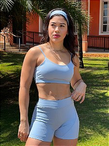 Conjunto de short azul bebê