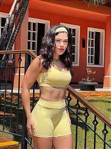 Conjunto short amarelo
