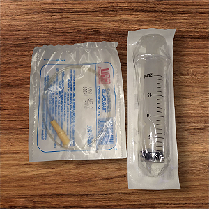 Seringa 20 ml + Sonda Aspiração n 06