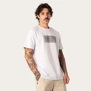 Camiseta Mcd Regular Linhas White