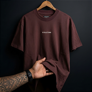 Camiseta Volcom Esp Mc Comfort Fit Signature Bordo
