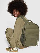 Mochila Pink by Victorias Secret Puff Verde Militar