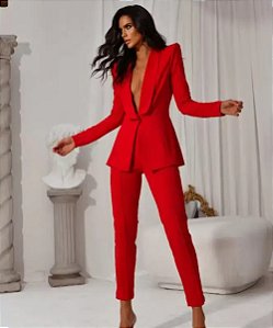 Conjunto em Alfaiataria Pietra Vermelho