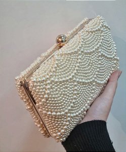 Clutch em Pérolas