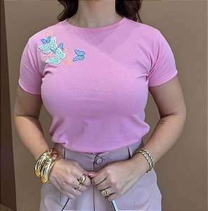 TSHIRT FEMININA ALGODÃO CANDY BORBOLETAS BORDADAS / ROSA