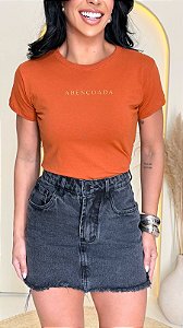 TSHIRT FEMININA ALGODÃO ABENÇOADA ALTO RELEVO / TERRA COTA
