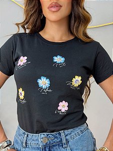 TSHIRT FEMININA ALGODÃO FLORES COM QUALIDADES / PRETA