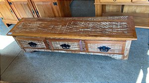 Rack Almofada 168cm x 44cm x 42cm