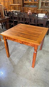 Mesa mineira 100cm x 100cm