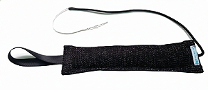 Mordedor Salsicha para Treino de Cães com Chicote de Estímulo e Drive.