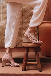 Sandália Folha Off-White