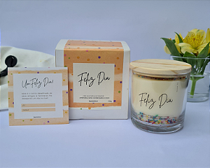 Vela aromática feliz dia 170g linha momentos bemthivi