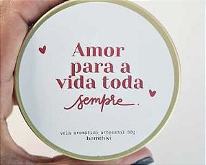 Vela aromática  cereja e avelã 50G Especial Amor |bemthivi